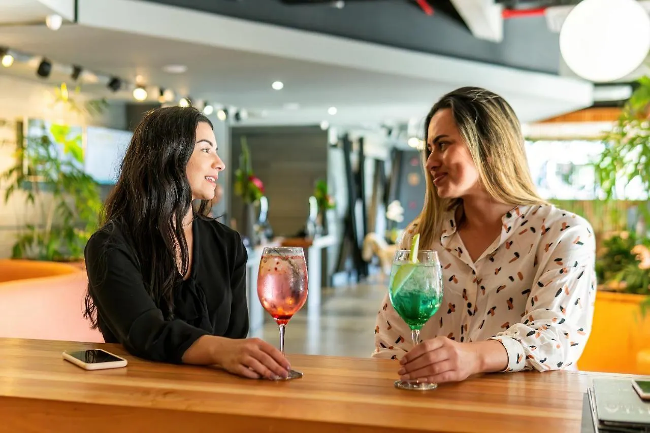 ホテル Novotel Criciuma